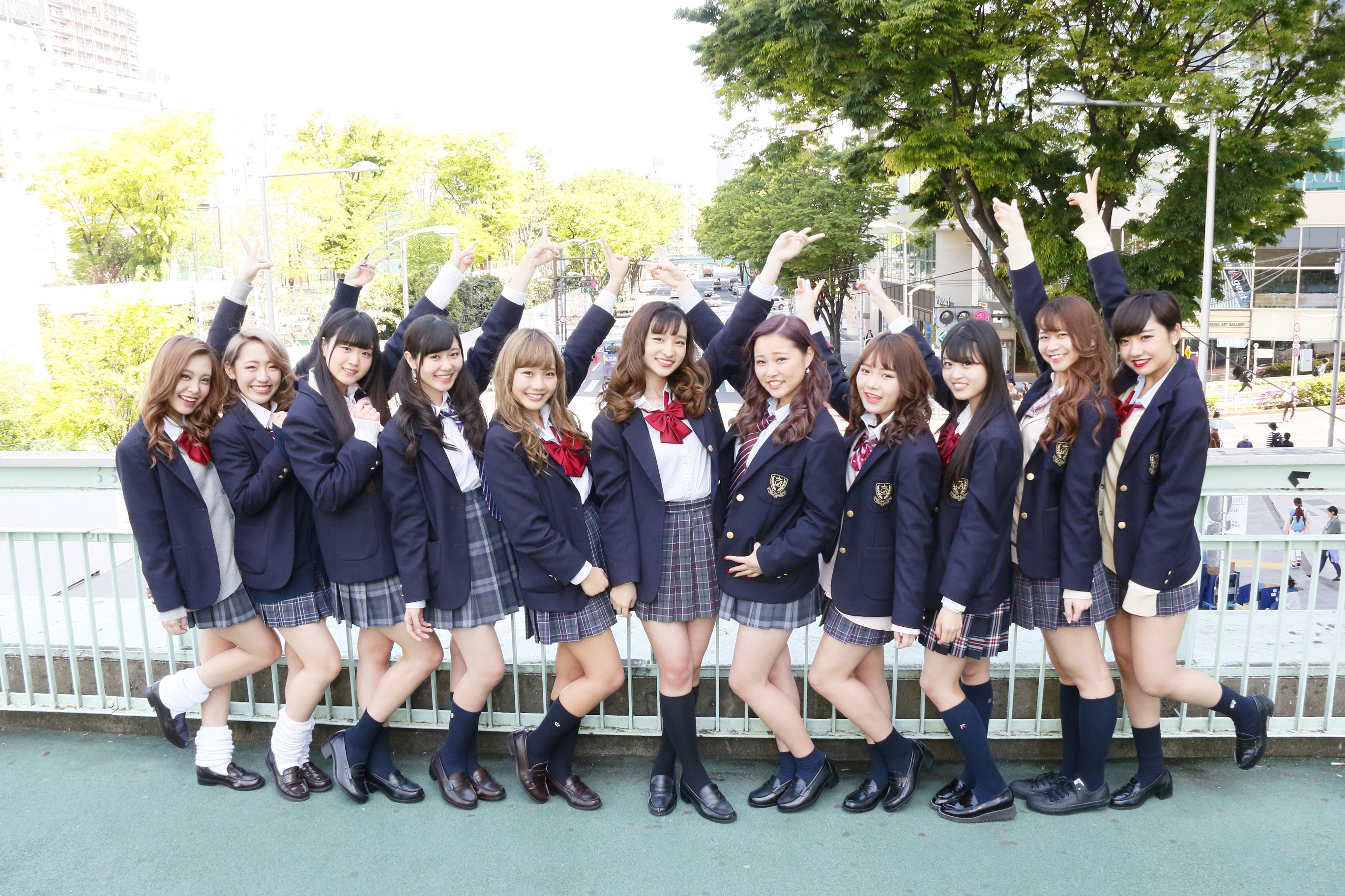 Japanese schoolgirls dominate